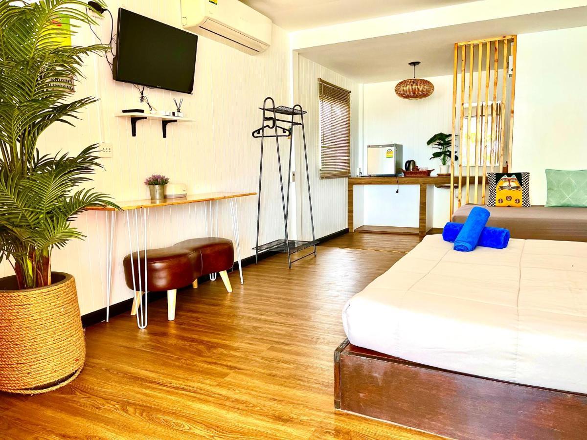 Insook Ko Larn Resort Экстерьер фото