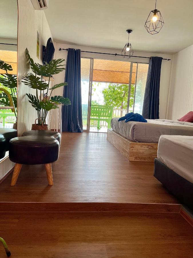 Insook Ko Larn Resort Экстерьер фото