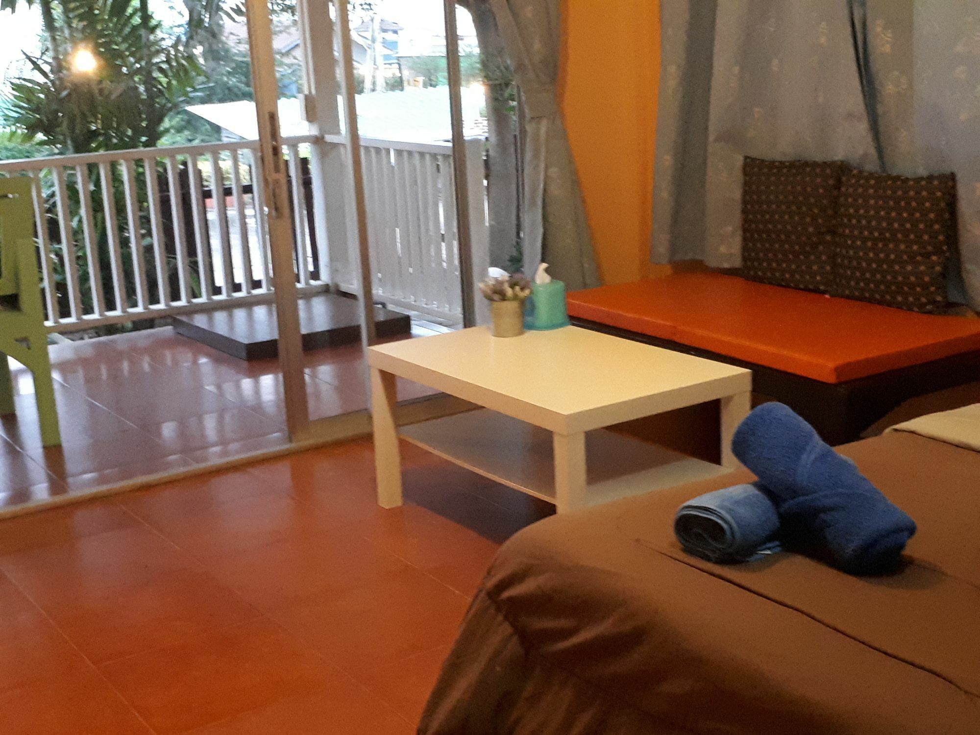 Insook Ko Larn Resort Экстерьер фото